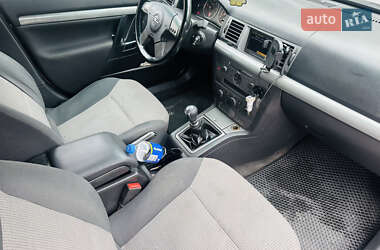 Седан Opel Vectra 2003 в 