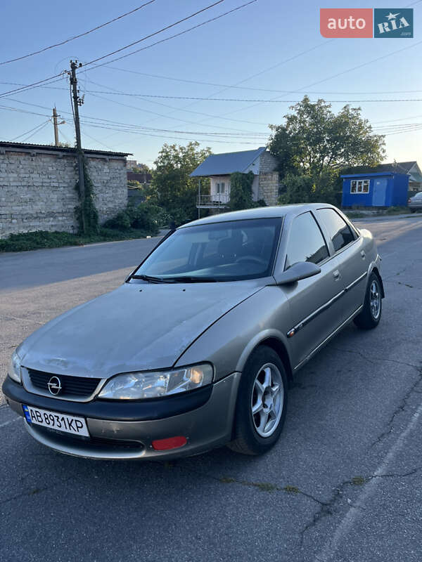Седан Opel Vectra 1997 в Жмеринке