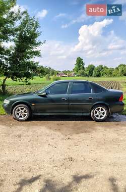 Седан Opel Vectra 2001 в 