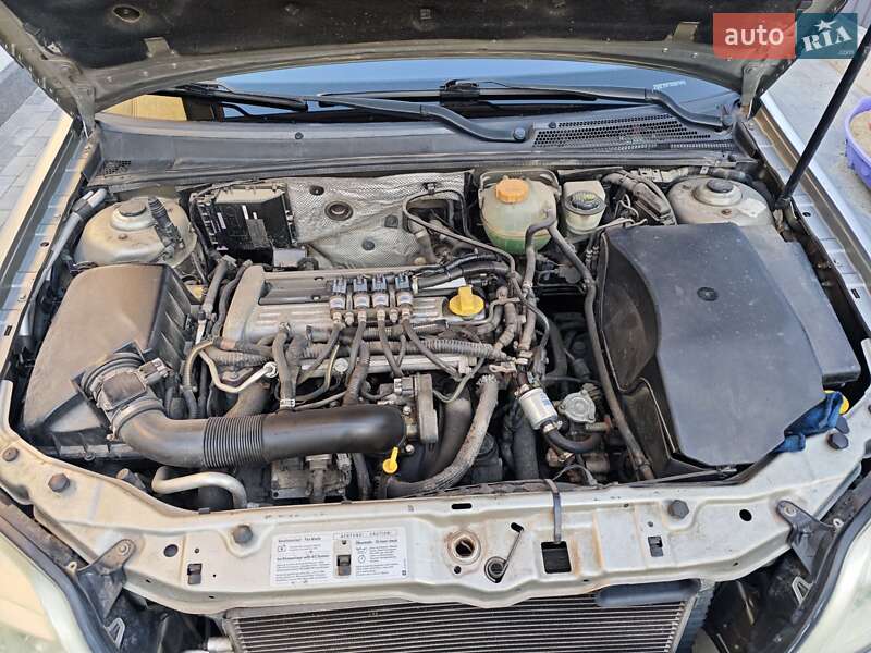 Седан Opel Vectra 2002 в Виннице