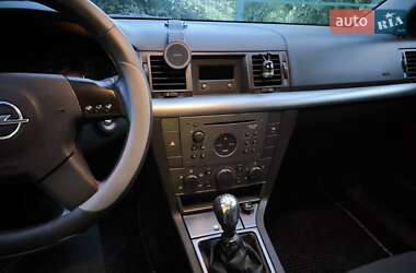 Седан Opel Vectra 2003 в 
