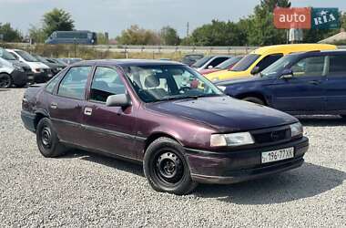 Седан Opel Vectra 1996 в Харькове