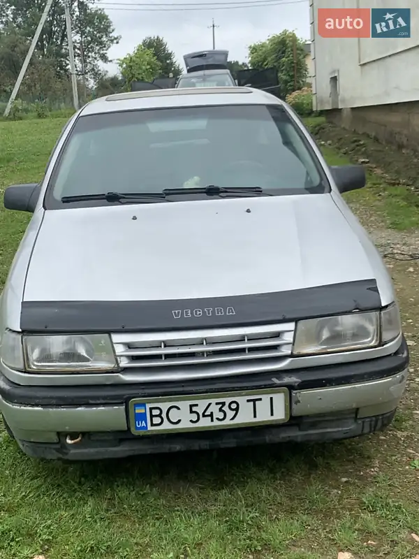Opel Vectra 1991 VIN W0L000087M5048904 фото оголошення 12 з 44