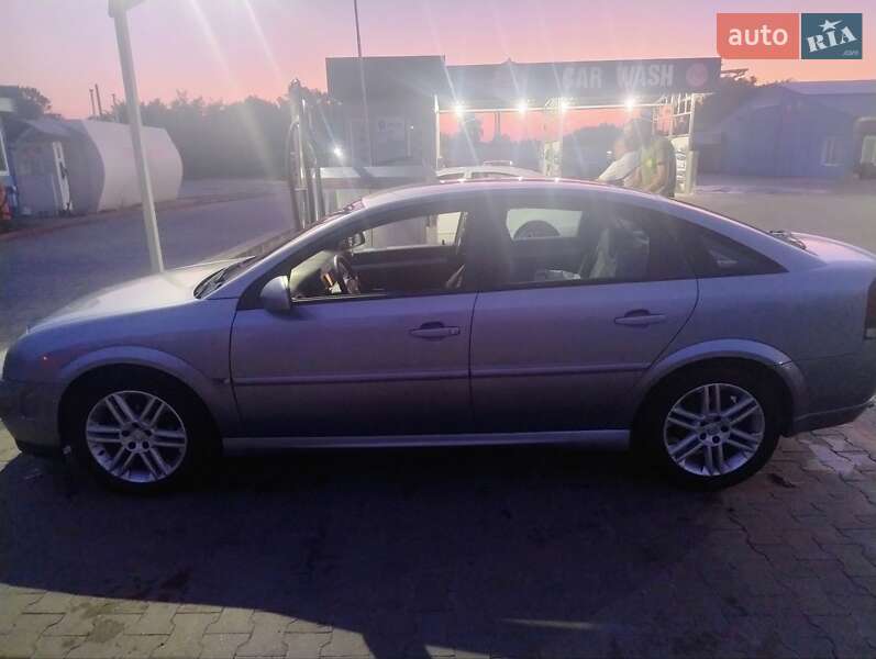 Лифтбек Opel Vectra 2005 в Борисполе