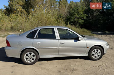 Седан Opel Vectra 2001 в 