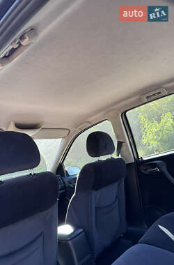Седан Opel Vectra 2001 в 