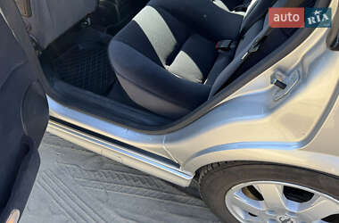 Седан Opel Vectra 2001 в 