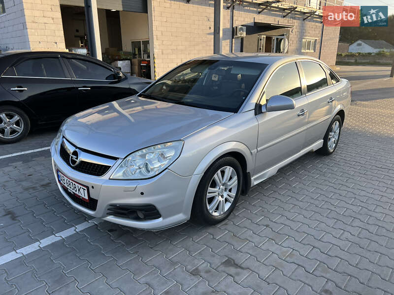 Лифтбек Opel Vectra 2006 в Виннице