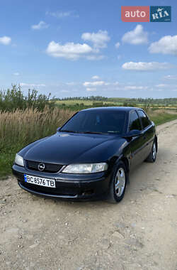 Седан Opel Vectra 1996 в Дрогобыче
