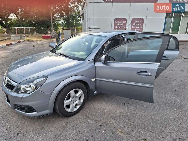 Седан Opel Vectra 2008 в Днепре