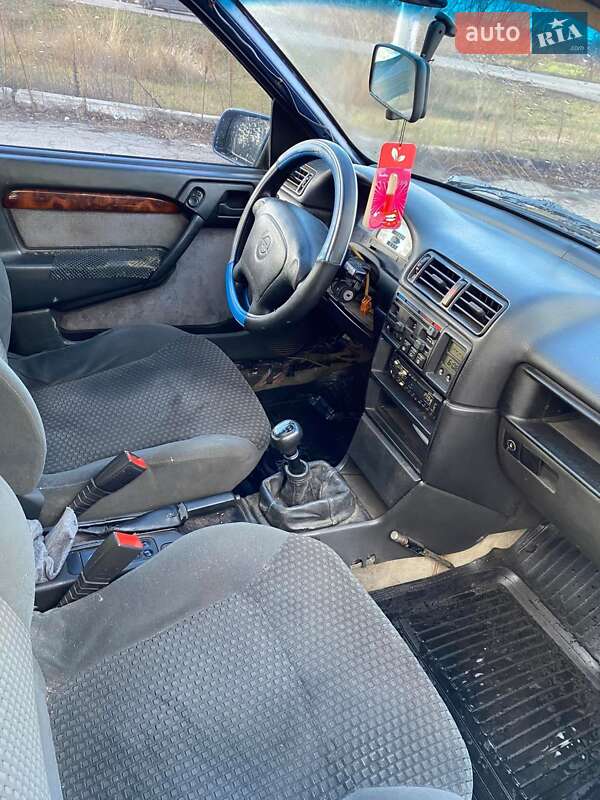 Лифтбек Opel Vectra 1995 в Кременчуге