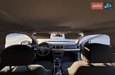 Седан Opel Vectra 2006 в 