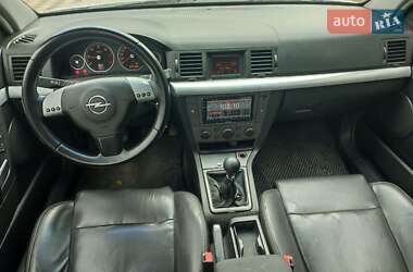 Лифтбек Opel Vectra 2003 в 
