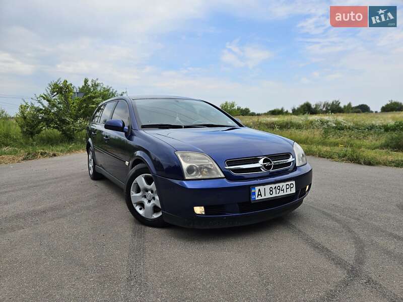 Универсал Opel Vectra 2003 в Обухове