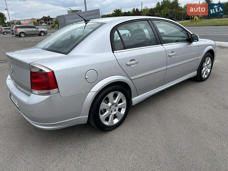 Седан Opel Vectra 2004 в Луцке фото 7 Седан Opel Vectra 2004 в Луцке