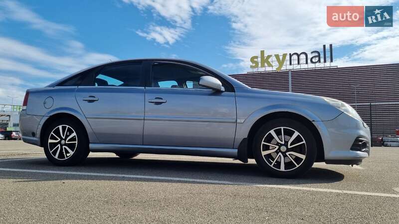 Лифтбек Opel Vectra 2008 в Киеве