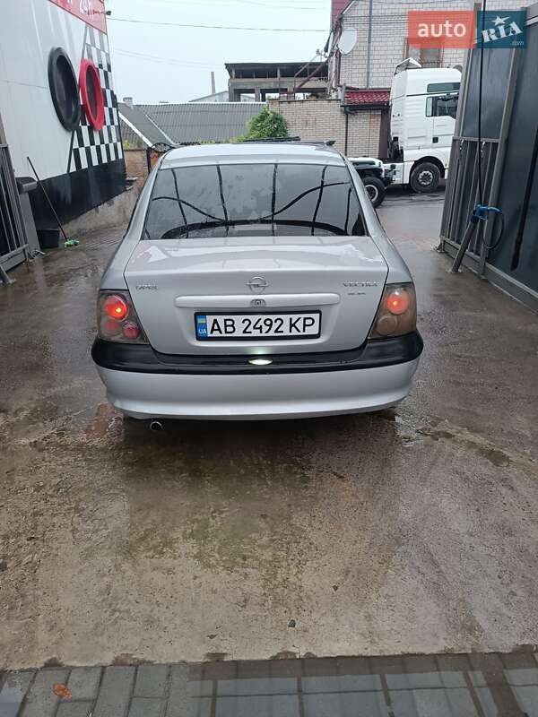 Седан Opel Vectra 1997 в Могилів-Подільському