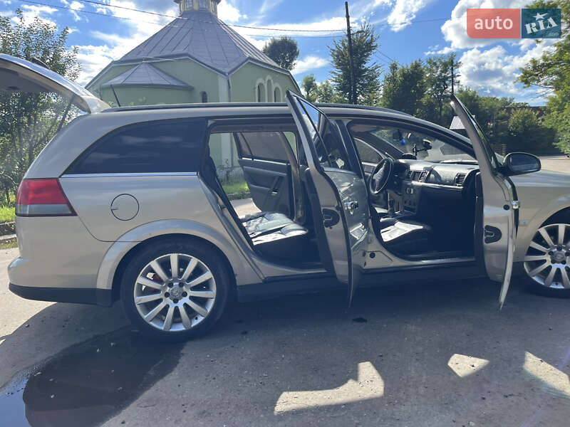 Универсал Opel Vectra 2008 в Дрогобыче