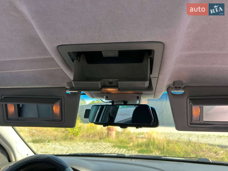 Седан Opel Vectra 2003 в Хмельницком