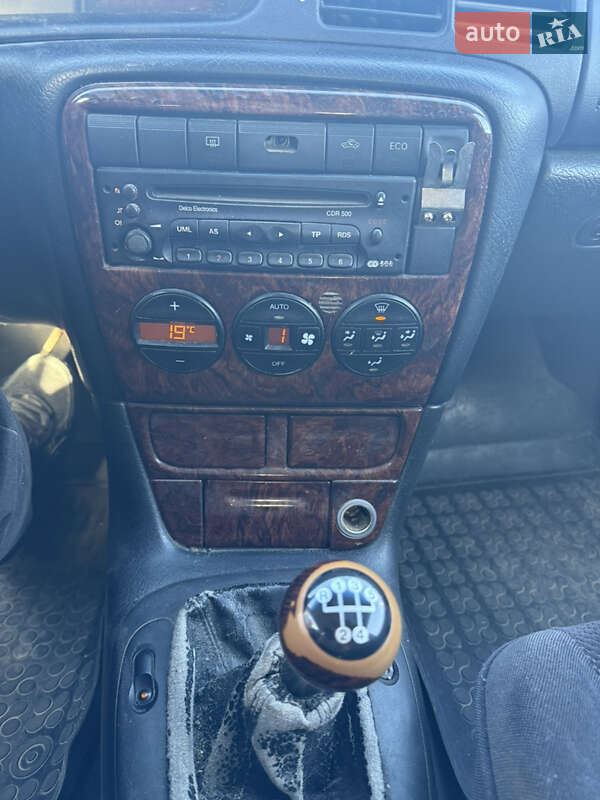 Универсал Opel Vectra 1999 в Луцке