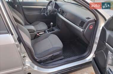 Седан Opel Vectra 2003 в Кропивницькому