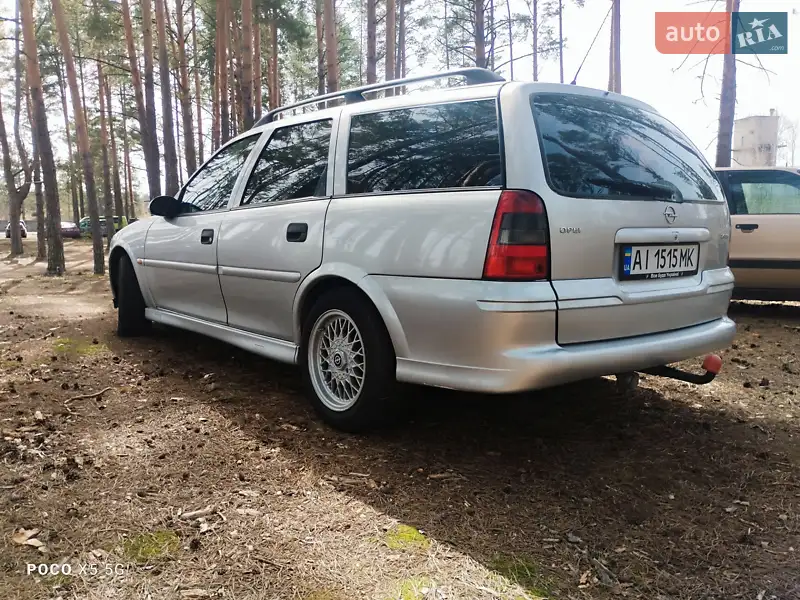 Opel Vectra 2000