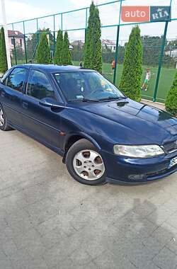 Седан Opel Vectra 2000 в Львові