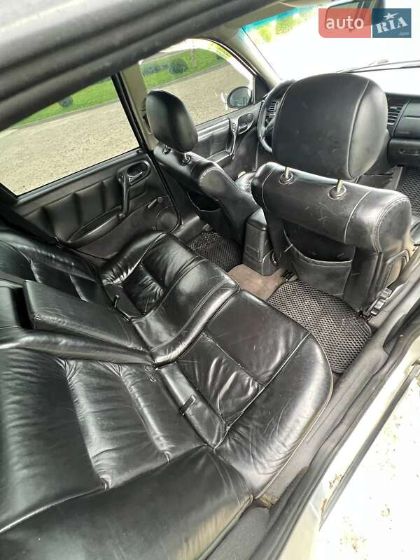 Седан Opel Vectra 2001 в Самборе