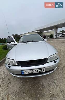 Седан Opel Vectra 2001 в 