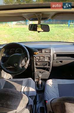 Седан Opel Vectra 1991 в 