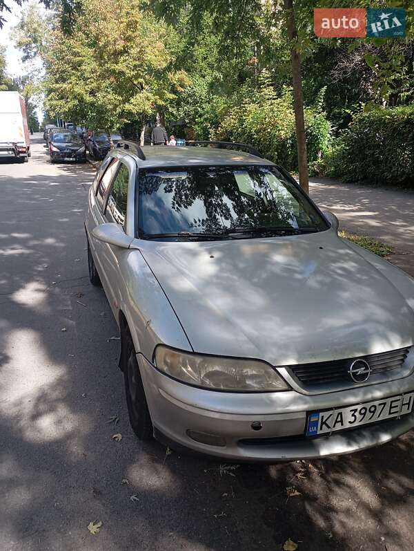 Универсал Opel Vectra 1999 в Киеве