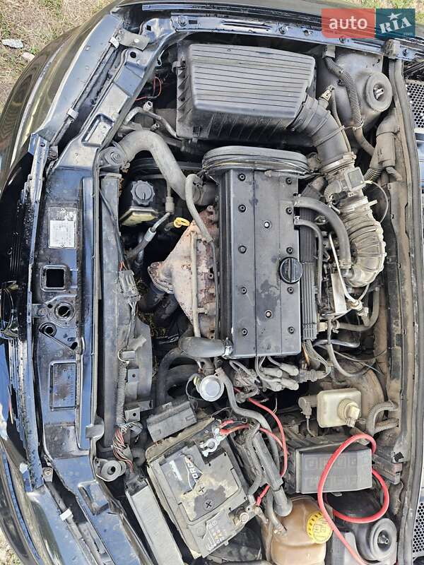 Седан Opel Vectra 1997 в Кегичевке