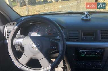Седан Opel Vectra 2002 в Николаеве