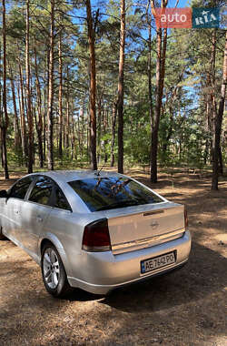 Лифтбек Opel Vectra 2003 в 