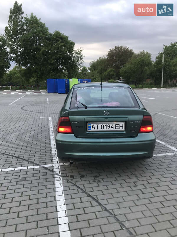 Лифтбек Opel Vectra 1999 в Коломые