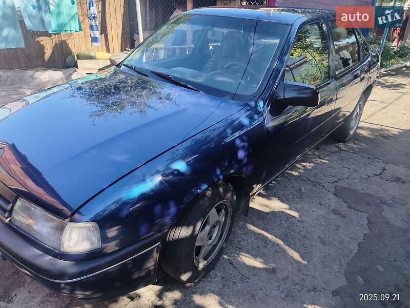 Седан Opel Vectra 1989 в Малине