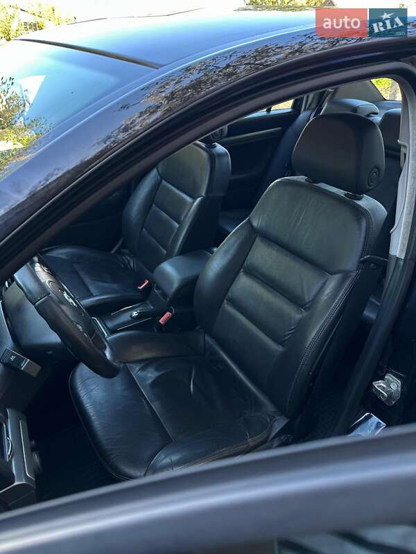 Седан Opel Vectra 2008 в Староконстантинове