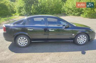 Лифтбек Opel Vectra 2006 в 