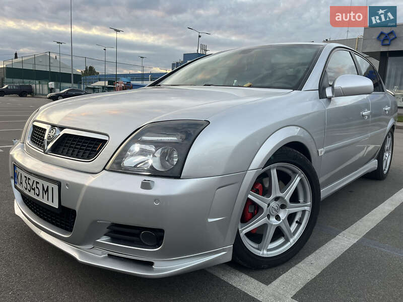 Седан Opel Vectra 2004 в 