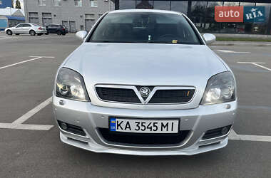 Седан Opel Vectra 2004 в 