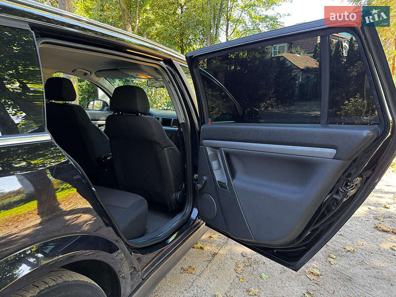 Универсал Opel Vectra 2006 в Киеве