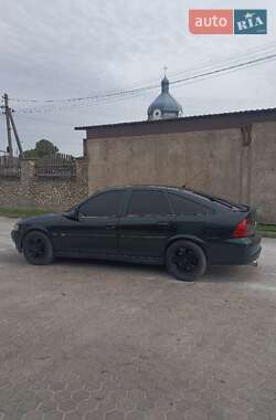 Лифтбек Opel Vectra 1999 в 