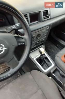 Седан Opel Vectra 2003 в 