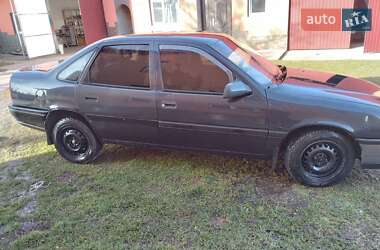 Седан Opel Vectra 1990 в Самборі
