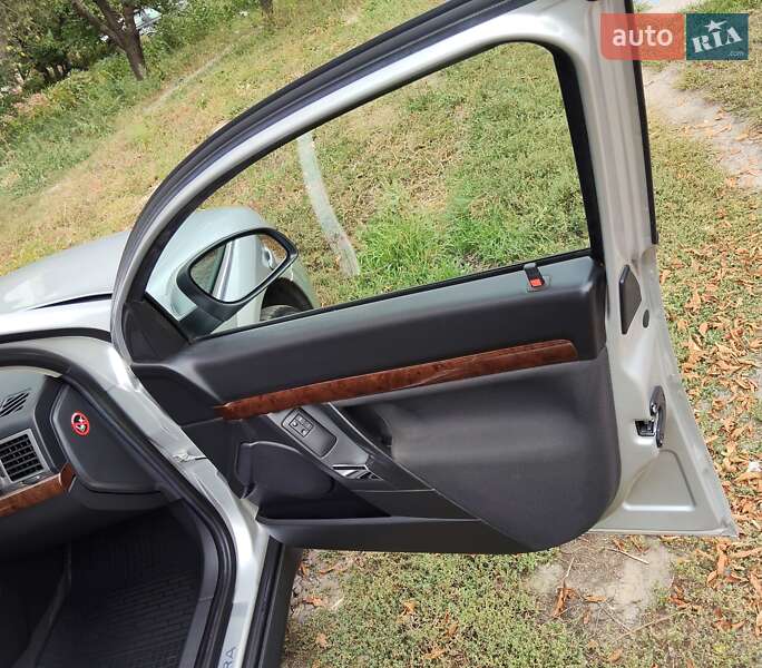 Универсал Opel Vectra 2004 в Полтаве фото 9 Универсал Opel Vectra 2004 в Полтаве