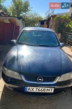 Седан Opel Vectra 2000 в Чугуєві
