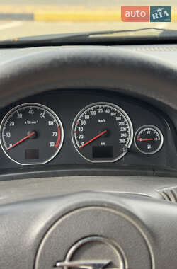 Ліфтбек Opel Vectra 2007 в  фото 20 Ліфтбек Opel Vectra 2007 в