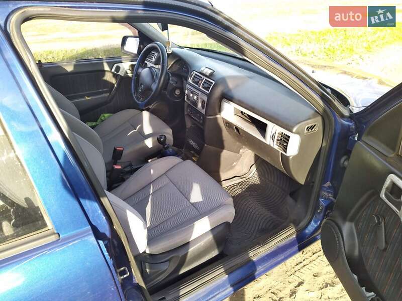 Седан Opel Vectra 1990 в Черкассах фото 24 Седан Opel Vectra 1990 в Черкассах