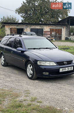 Универсал Opel Vectra 1998 в 