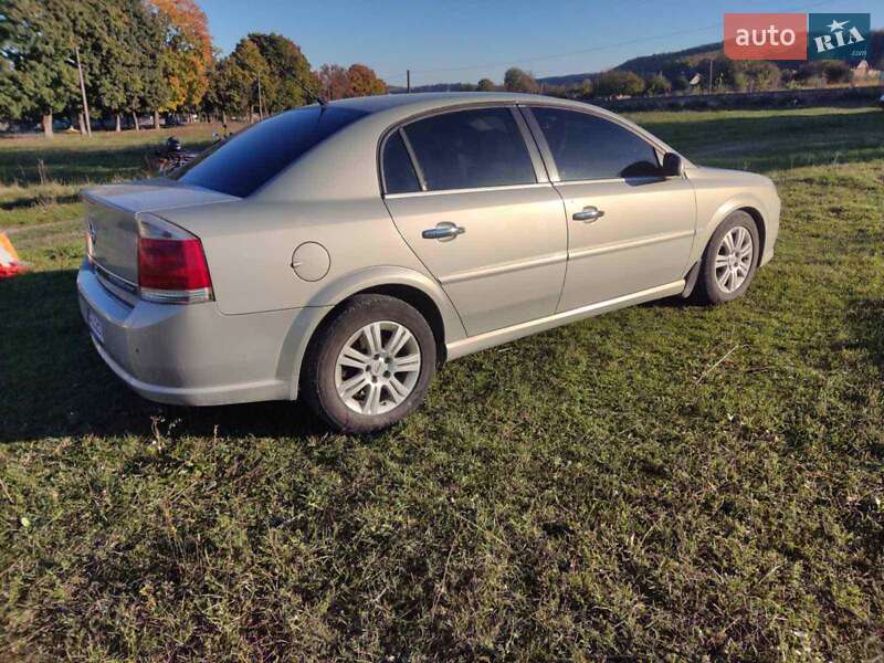 Седан Opel Vectra 2006 в Заставній